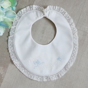 RARE White Heirloom Bib Lace Trim Blue Hand Shadow Bow Feltman Brothers NWOT